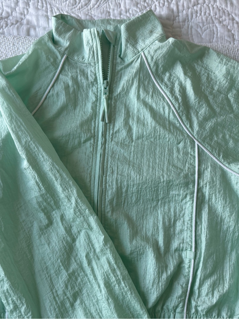 Athleta Girls Mint Green Zip-Front Active Jacket with white piping trim